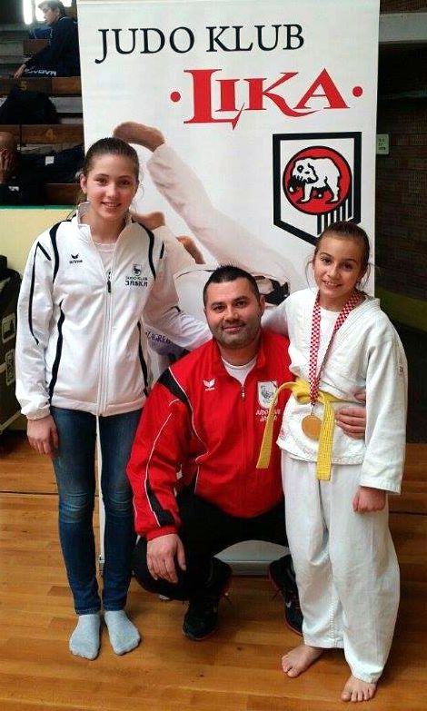 12308316_630239960449432_3888392380946645526_n